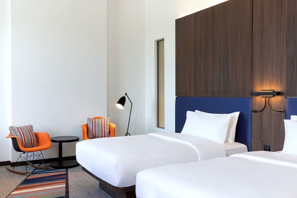 Aloft Al Mina Dubai — 6