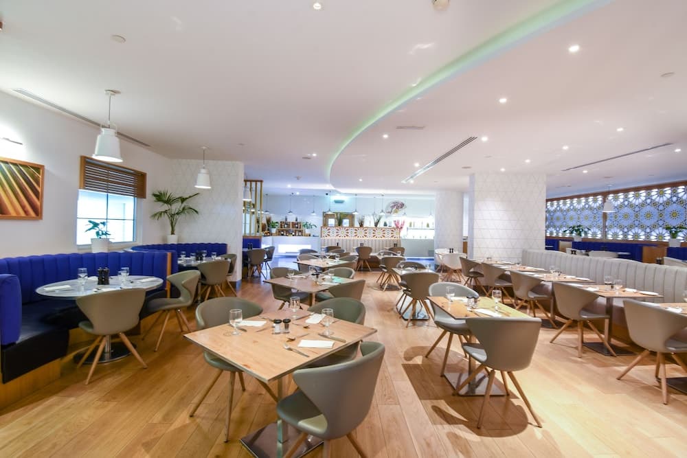 Premier Inn Dubai International Airport — 29