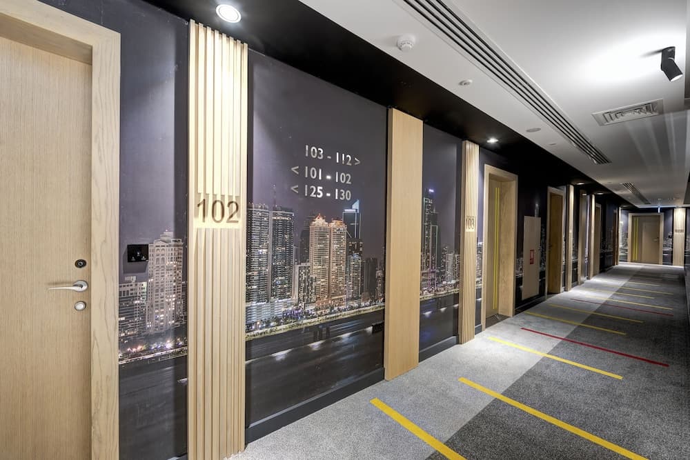 Hotel URBAN Al Khoory — 30