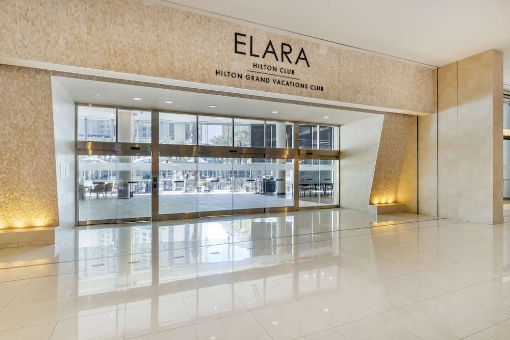 Hilton Grand Vacations Club Elara Center Strip Las Vegas — 4