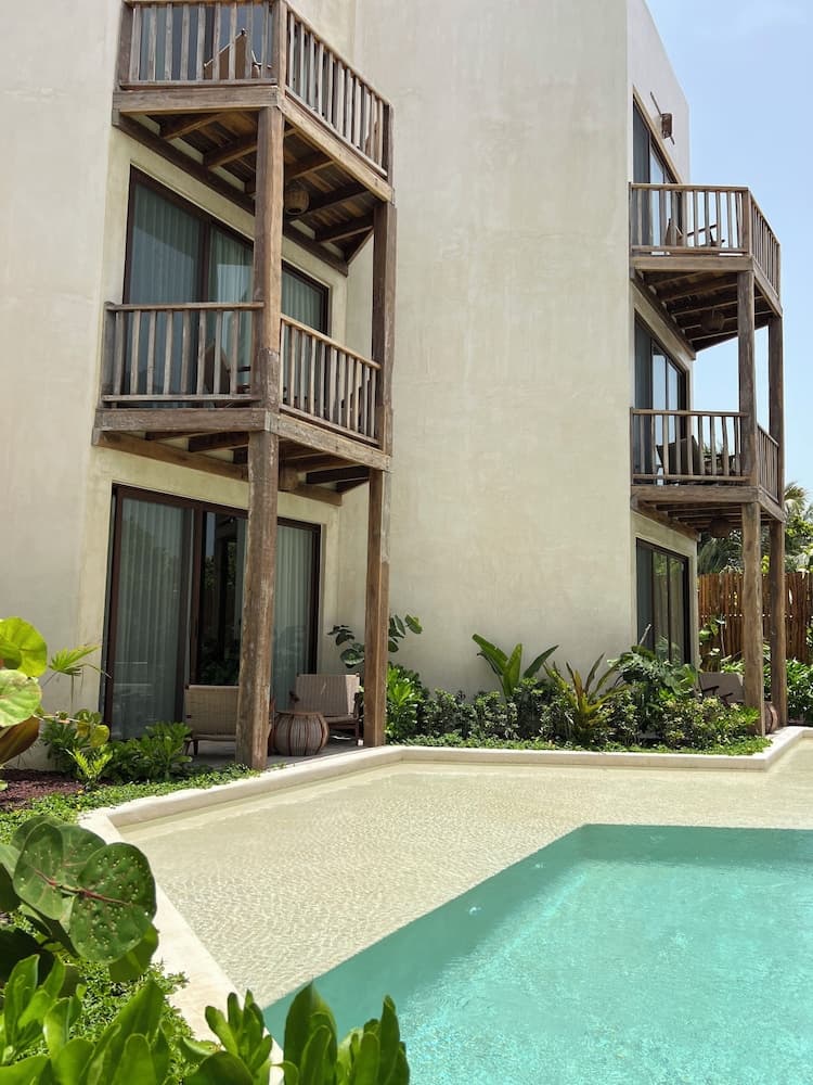 Nerea Tulum — 19