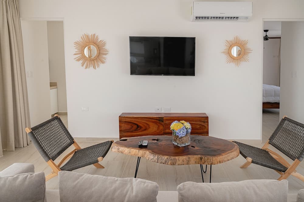 Blue Luxury Kukulkan — 22
