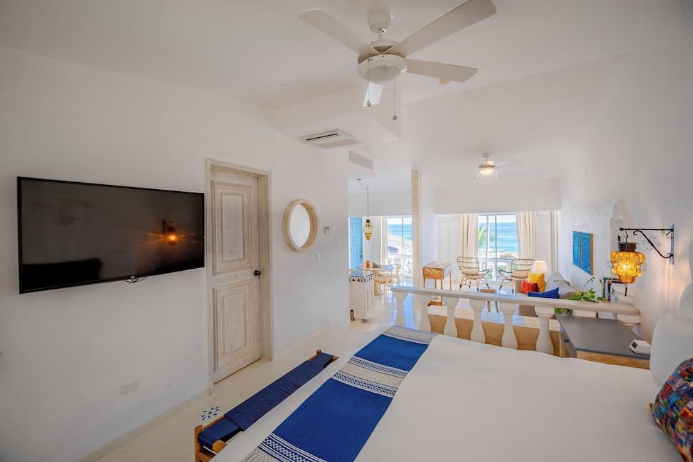 Mar del Cabo By Velas Resort — 15