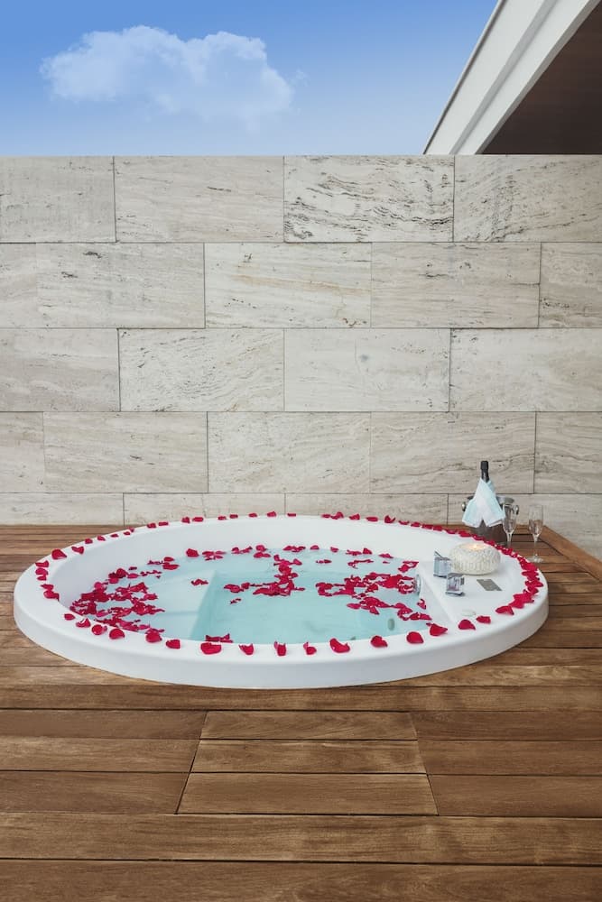 The Yucatan Playa del Carmen, Tapestry Collection by Hilton — 30