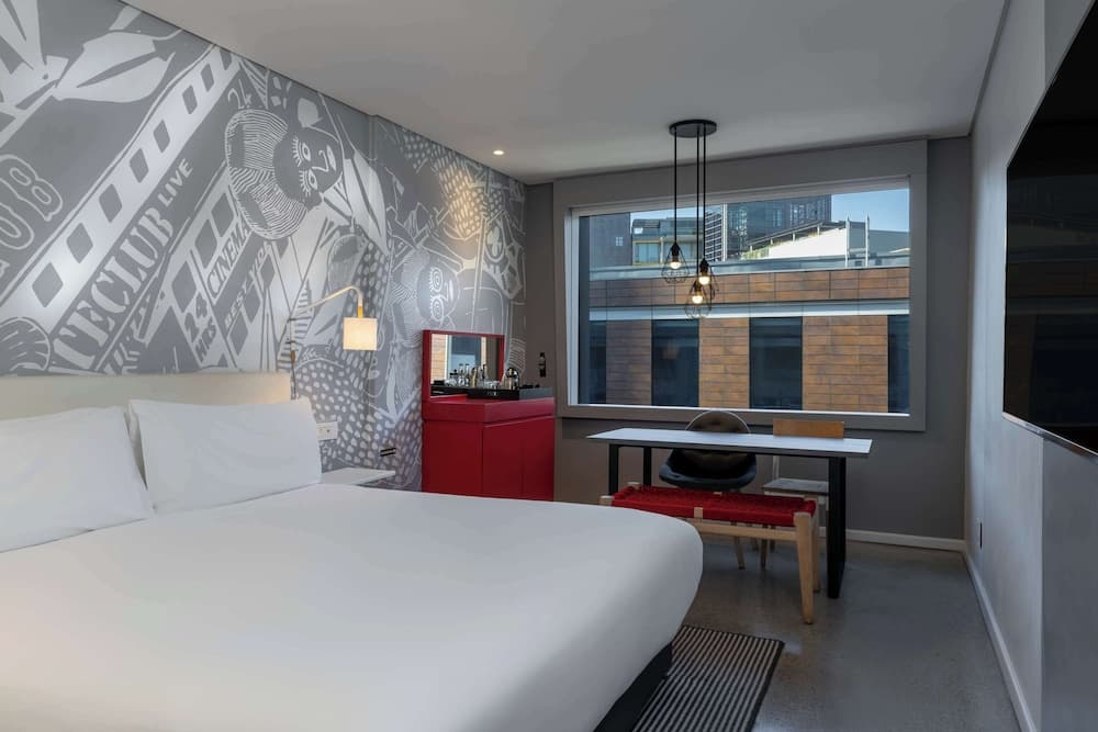 Radisson RED V&A Waterfront, Cape Town hotel, Silo 6, South Arm Road, V&A Waterfront, Cape Town, Western Cape, 8001, South Africa — photo 96