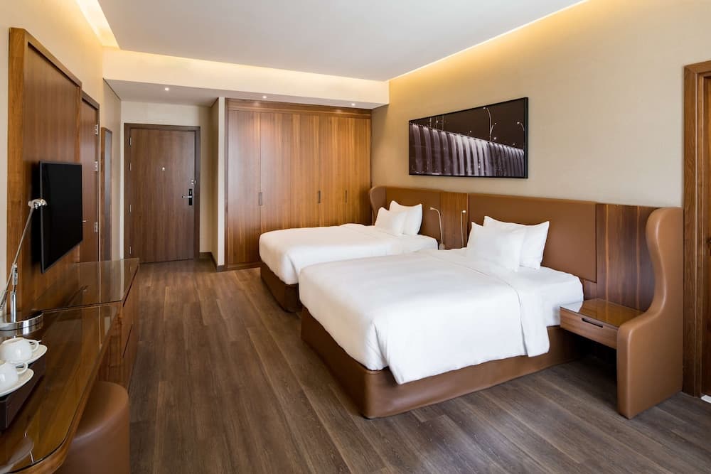 Radisson Blu Hotel, Dubai Canal View — 24