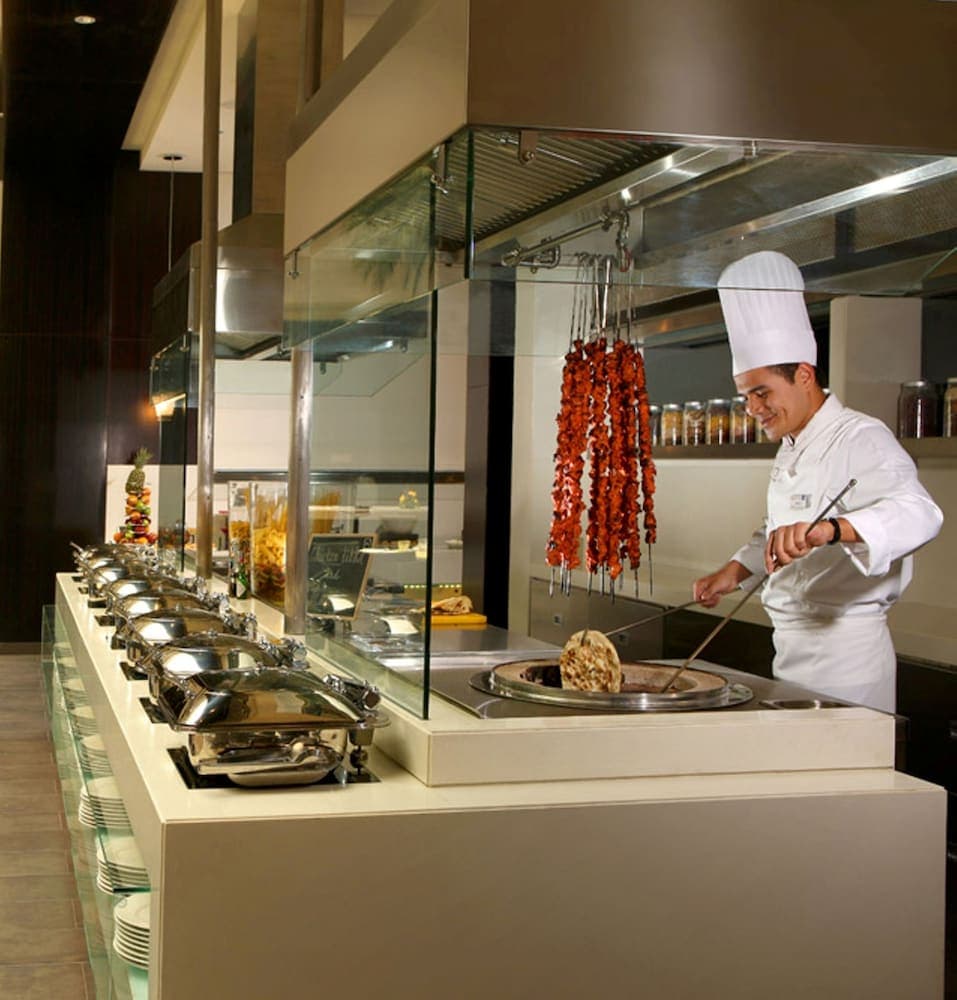 Centro Barsha — 29