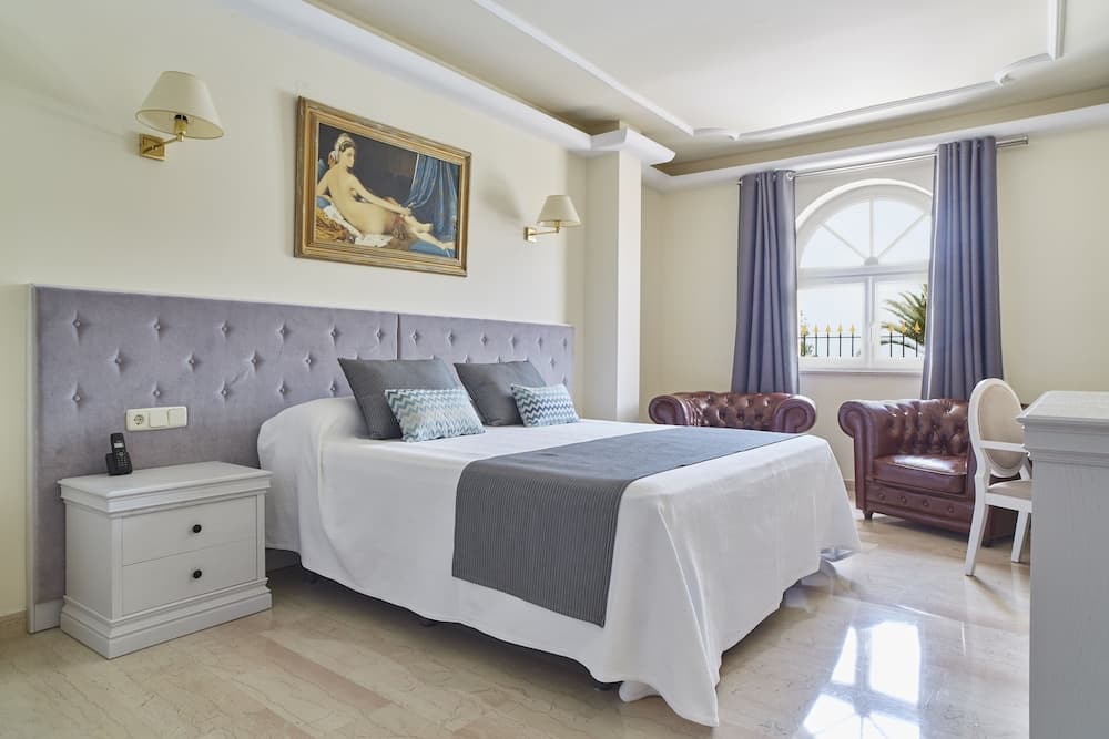 Gran Hotel Palladium — 25