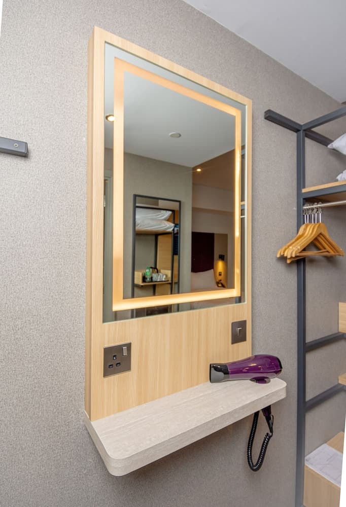 Premier Inn Dubai Aeroporto Internazionale — 26
