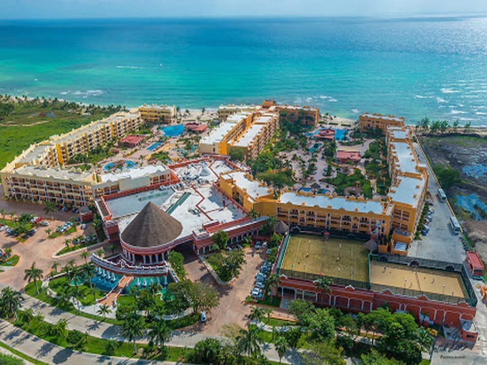 Royal Hacienda — 5