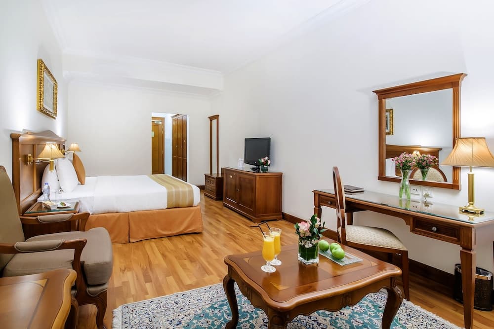 Grand Excelsior Hotel Bur Dubai — 21