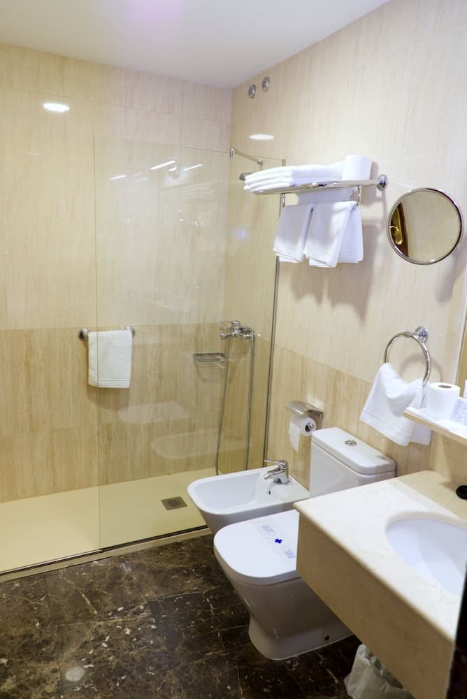 Hotel Los Condes — 18