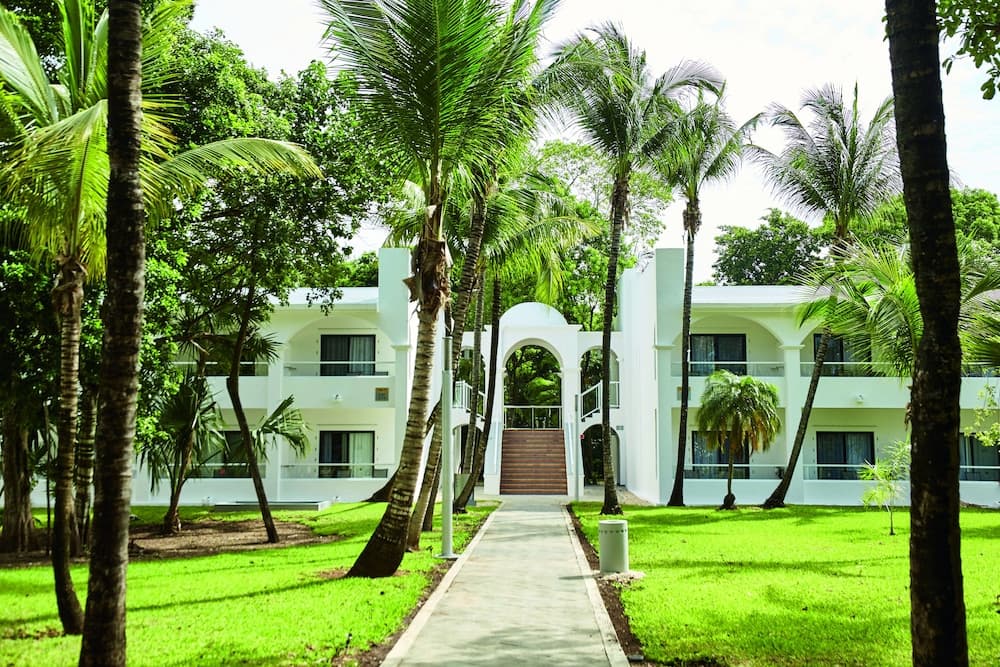 Hotel Riu Tequila - All Inclusive — 1