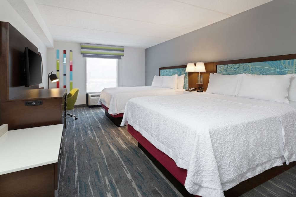 Hampton Inn & Suites Orlando Intl Dr N — 2