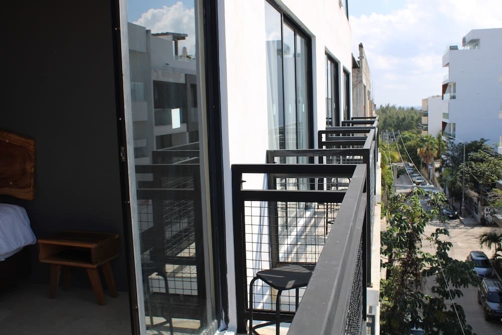 Hotel52 — 20