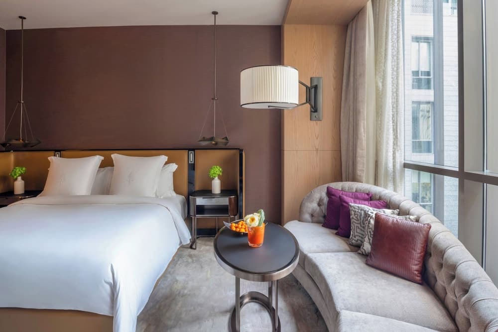 Four Seasons Hotel Dubai International Financial Centre — 30