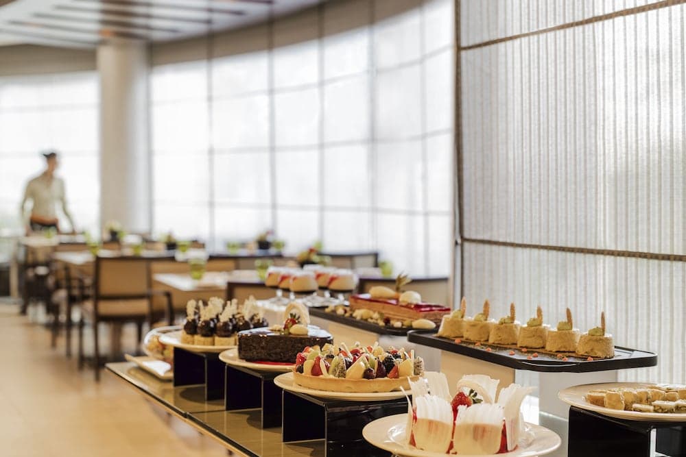 Jumeira Rotana — 23