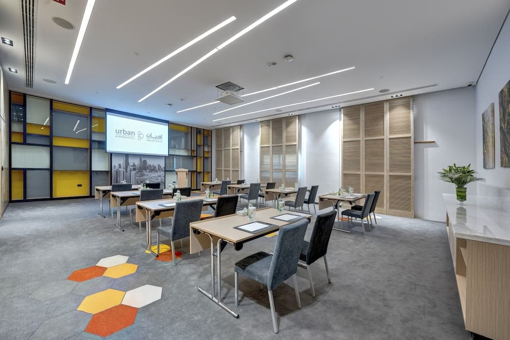 Hotel URBAN Al Khoory — 9