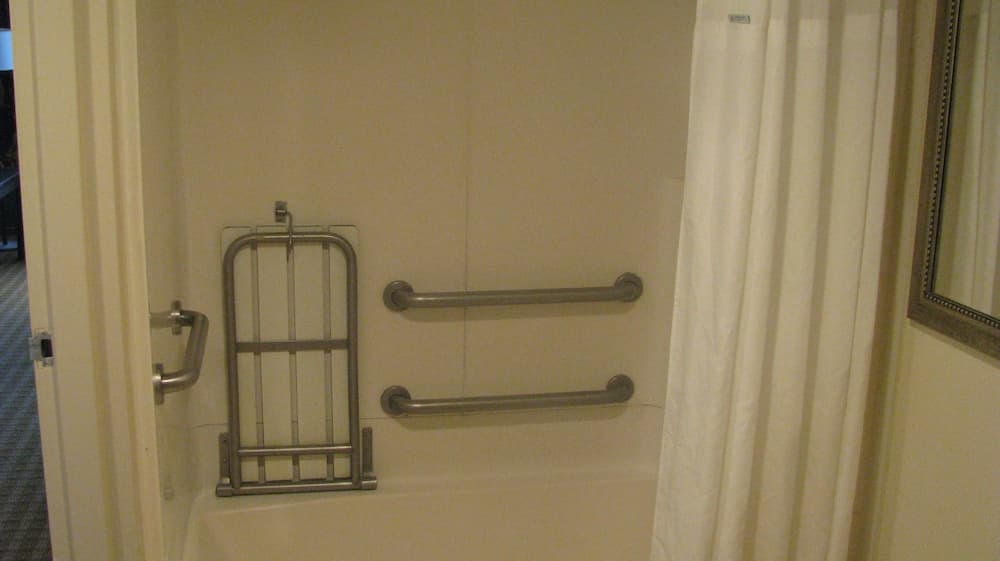 Ramada Plaza Resort & Suites by Wyndham Orlando Intl Drive — 22