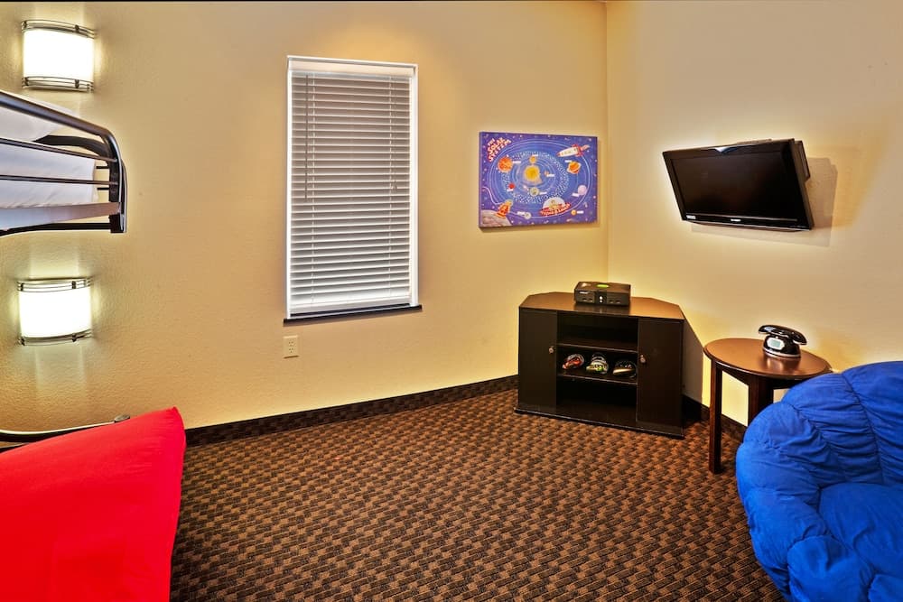 Holiday Inn Express & Suites Miami, ein IHG Hotel — 16
