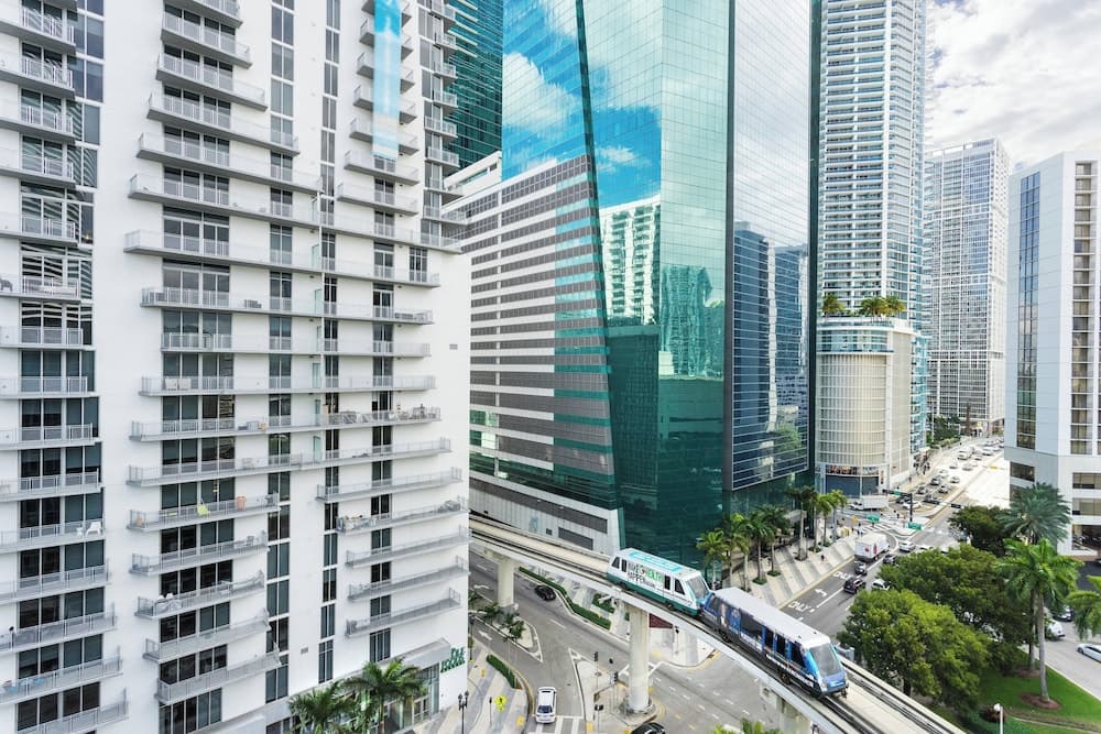 Courtyard by Marriott Miami Centro — 9