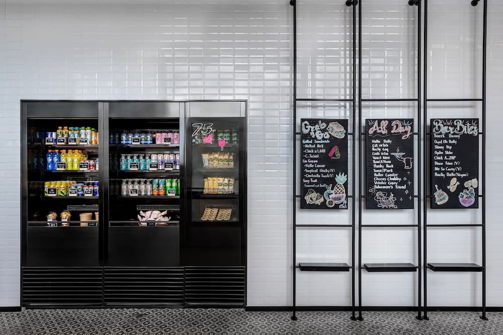 Moxy Bangkok Ratchaprasong — 20