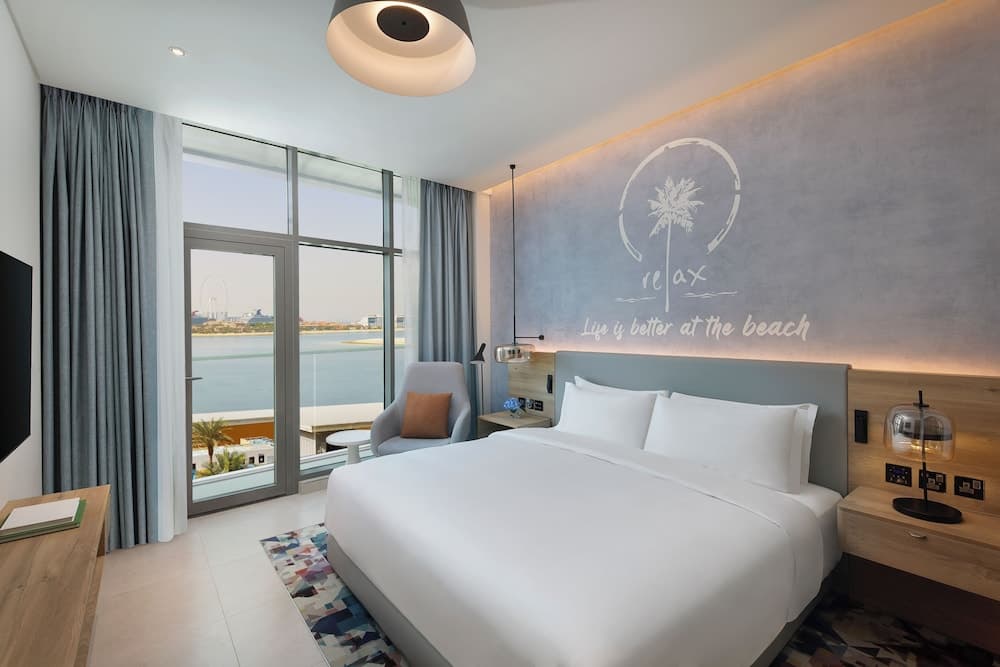 NH Collection Dubai The Palm — 8