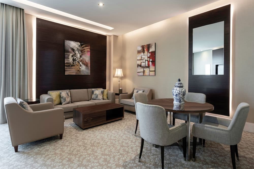 Renaissance Business Bay Hotel, Dubai — 8