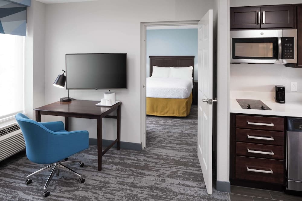 Hampton Inn & Suites by Hilton Miami-Doral/Centro Commerciale Dolphin — 18