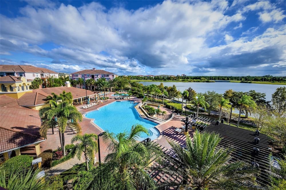 Vista Cay Resort by Millenium an der Universal Blvd — 1
