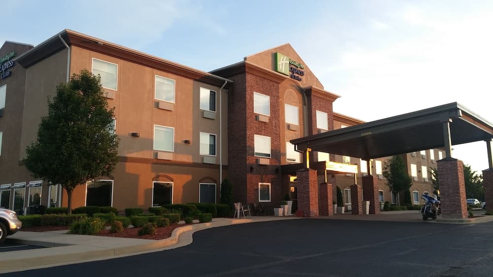 Comfort Inn & Suites Miami - Route 66 — 20