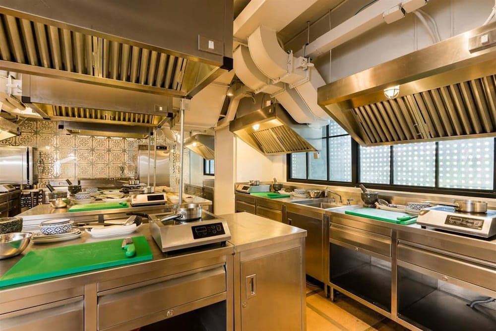 Akara Hotel Bangkok — 26