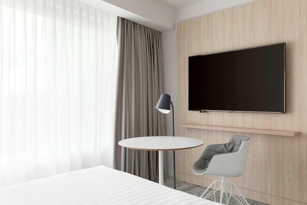 Courtyard by Marriott Paris Gare de Lyon — 6