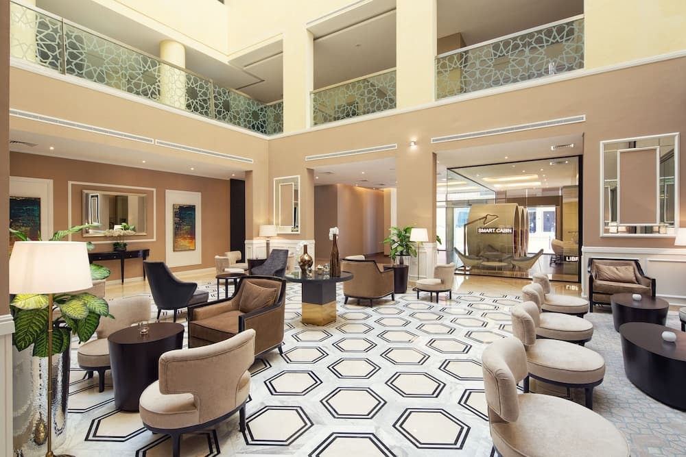 Four Points by Sheraton Production City, Dubai — 12