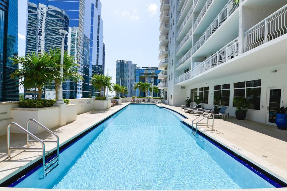 Stylish  Condo in Brickell Free Parking — 12