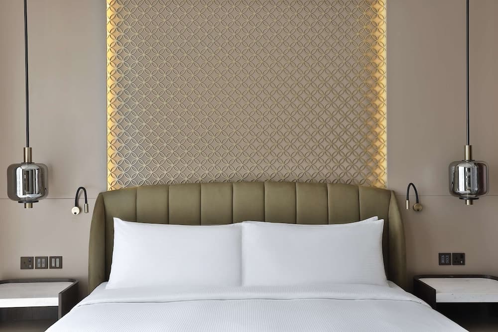 Embassy Suites By Hilton Dubai Business Bay — 15