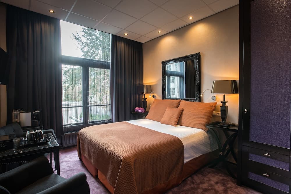 Hotel Sebastian's — 16