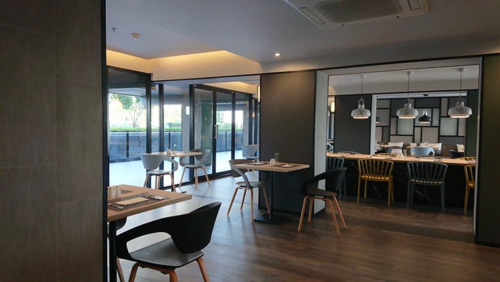 The Quarter Ladprao by UHG — 2