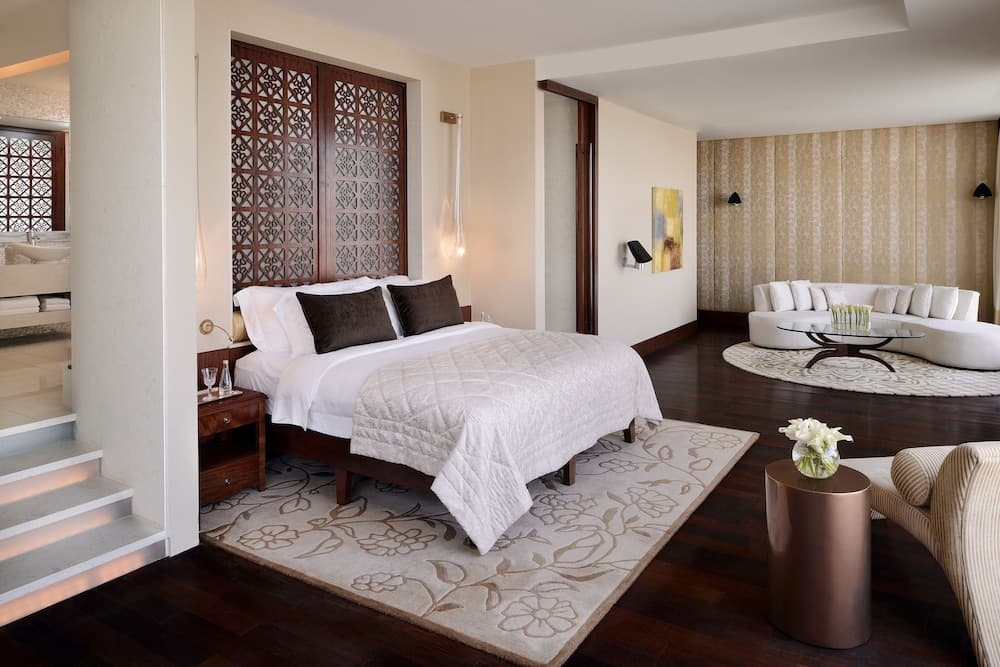 The H Dubai — 18