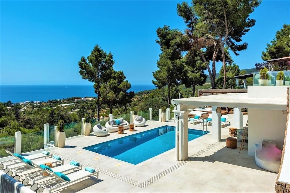 Villa Beluga — 1