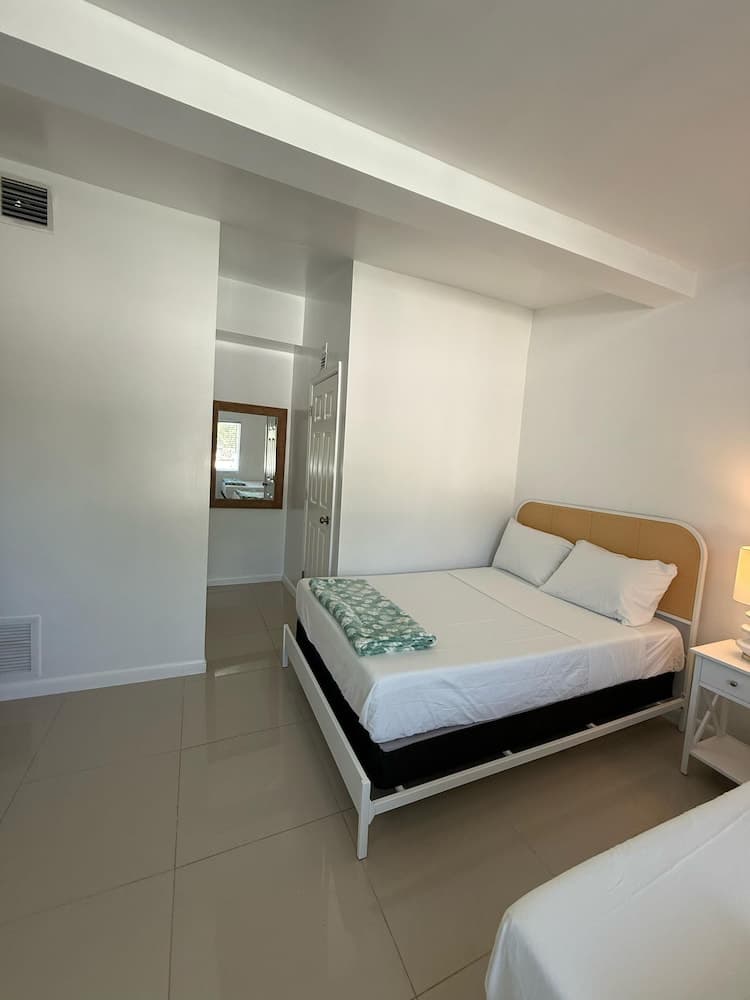 Renzzi Villas — 5