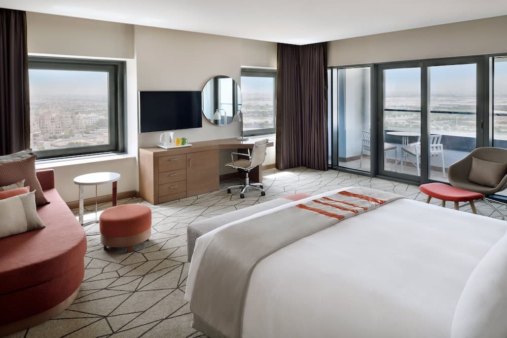Holiday Inn & Suites Dubai Festival City by IHG — 10