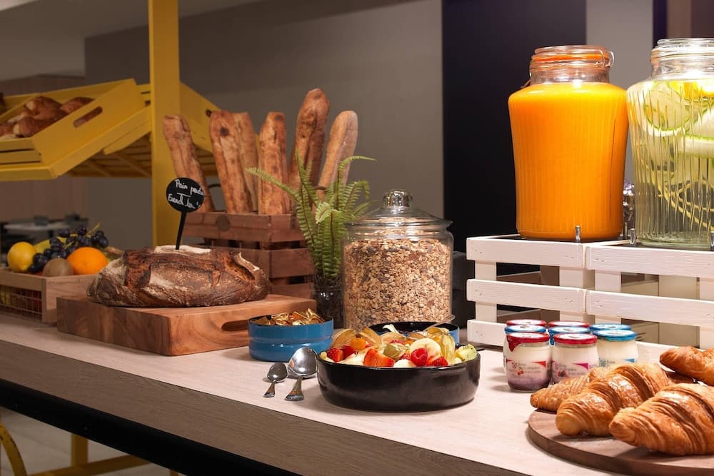 Courtyard by Marriott Paris Gare de Lyon — 7