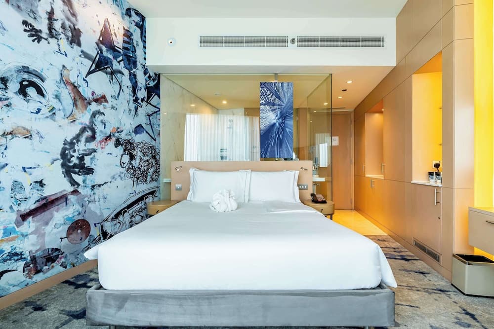 Media One Hotel Dubai — 5