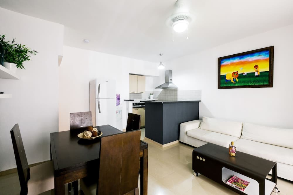 Las Terrazas VIP Pool Beach Club & Spa — 29