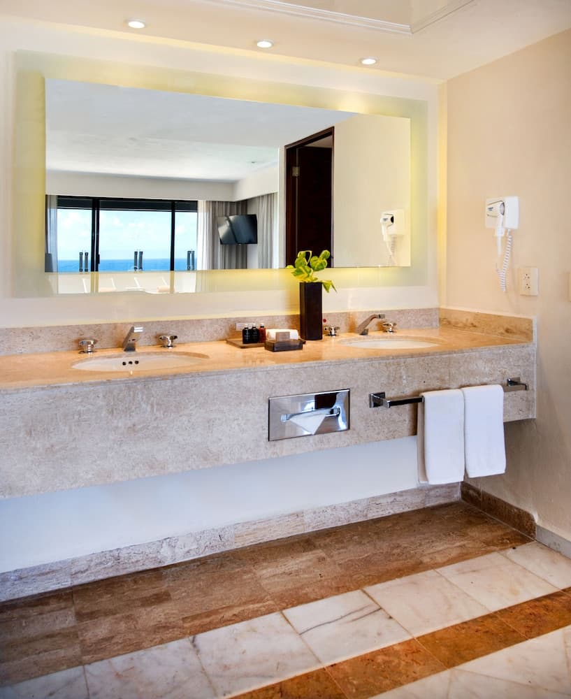Park Royal Beach Cancun - All Inclusive — 26