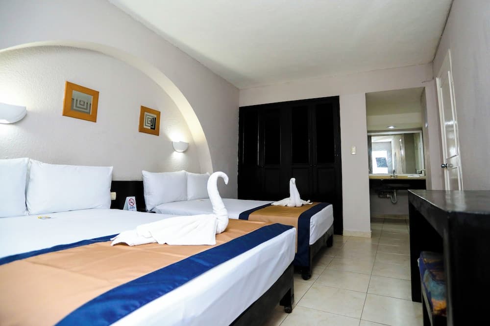Caribe Internacional Cancun — 27
