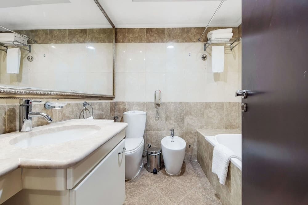 Two Seasons Hotel & Apartments — 21
