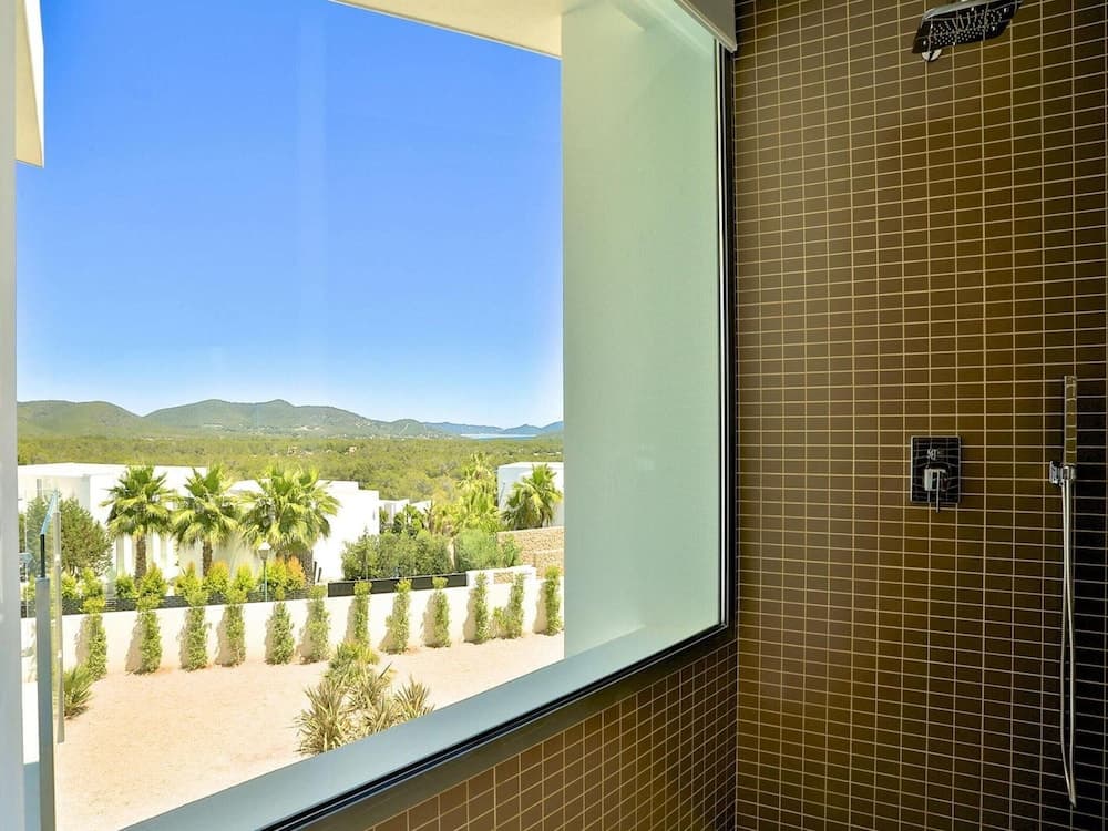 Casa de Vacaciones Moderna con Amplias Terrazas — 6