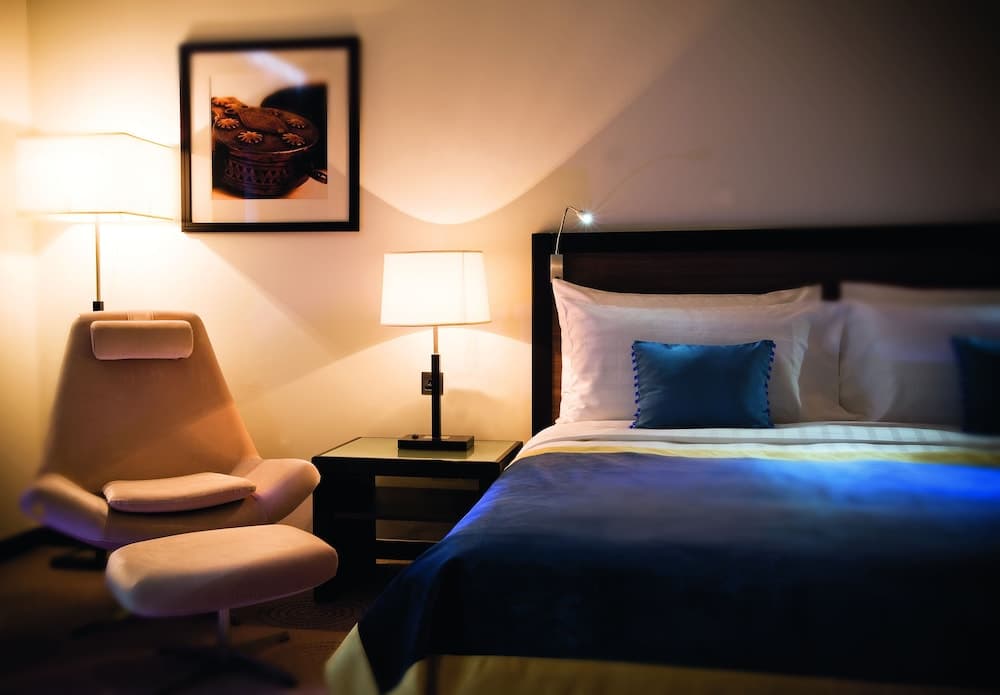 Avani Deira Dubai Hotel — 7